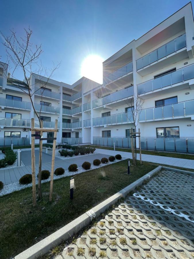 Sunset Resort Apartament Dziesiatka Przy Plazy Grzybowo  Exteriör bild